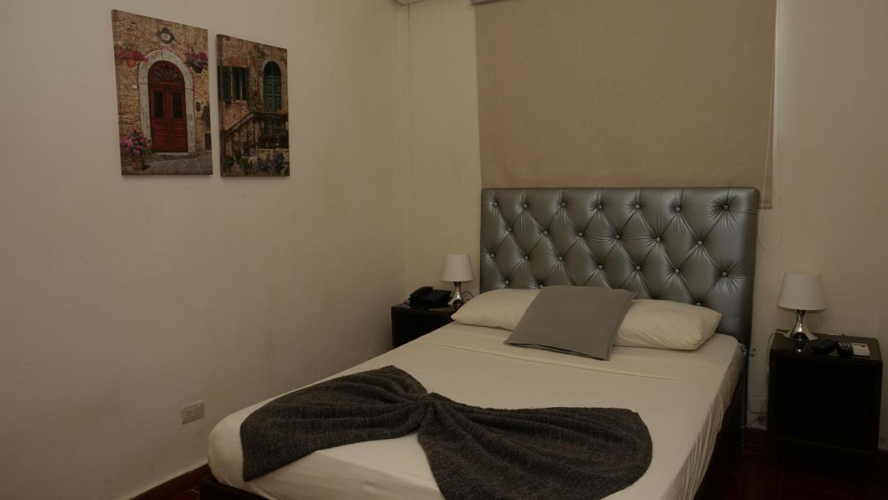 Hotel Alcaldeza - Garden House Maria Guadalupe Санто Доминго Екстериор снимка