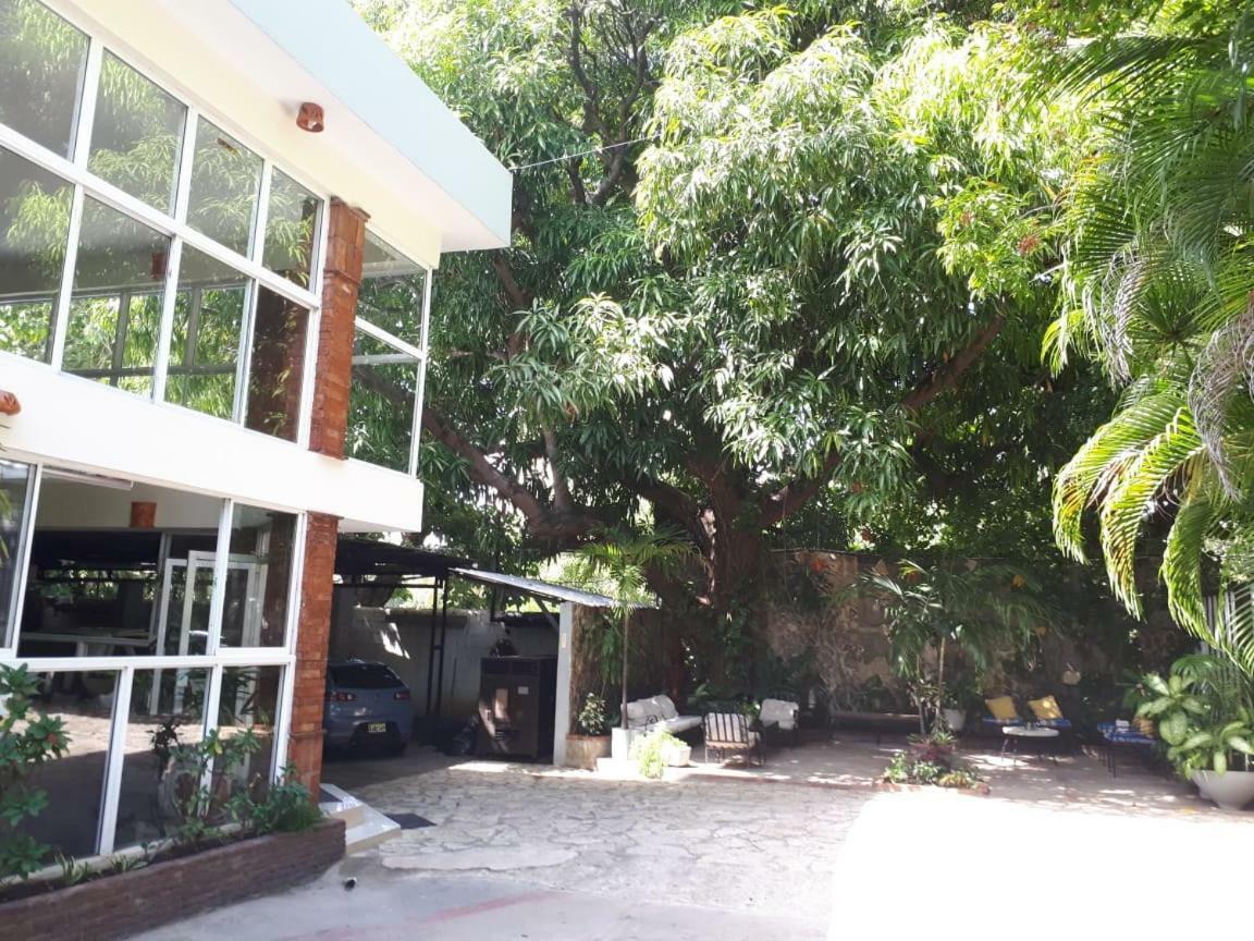 Hotel Alcaldeza - Garden House Maria Guadalupe Санто Доминго Екстериор снимка