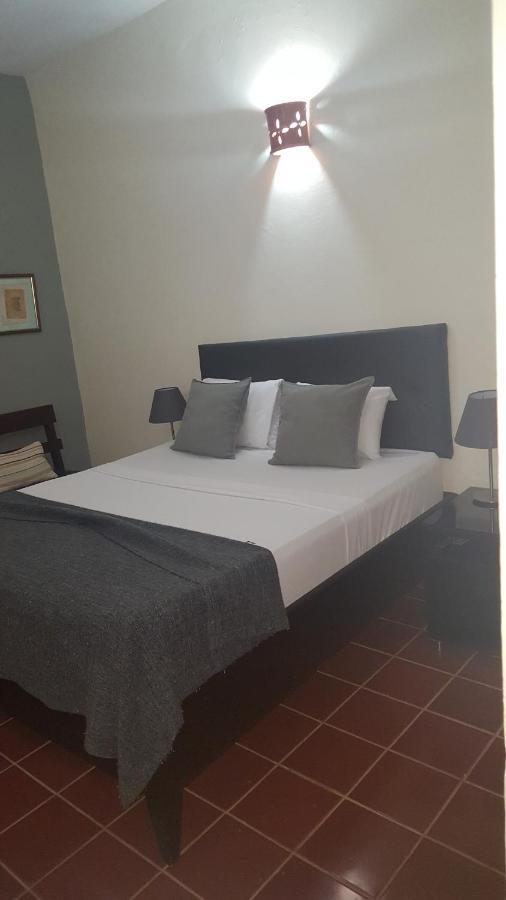 Hotel Alcaldeza - Garden House Maria Guadalupe Санто Доминго Екстериор снимка